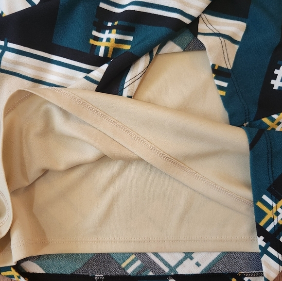 Cato Woman Ladies Dress Size L Green, Blacks and Tan Fully Lined 3/4 Sleeve - Picture 6 of 6